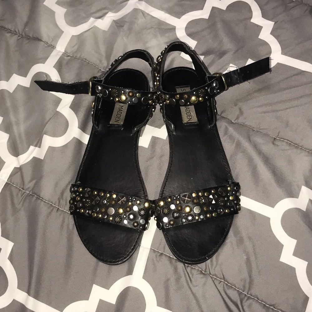 Steven Madden DONDDI BLACK LEATHER METAL HARDWARE